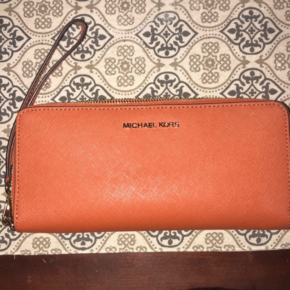 Michael Kors Handbags - Michael Kors orange continental wallet
